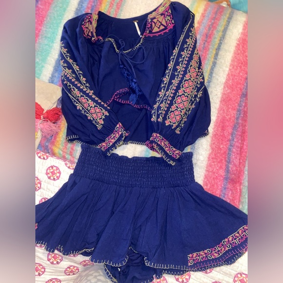 Free People Cherry Bomb Top & Shorts Set- NWOT size small - Picture 5 of 8